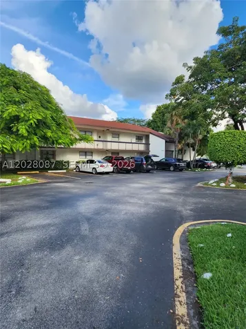 461 NW 107 Avenue Miami FL 33172