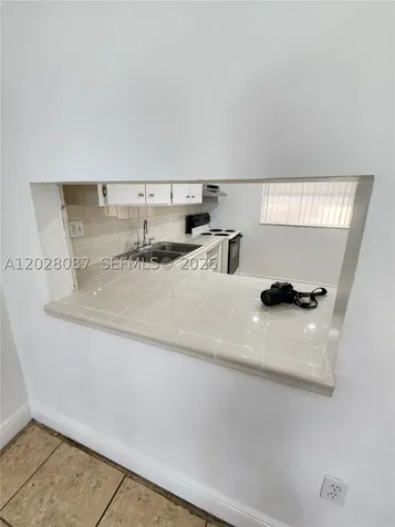461 NW 107 Avenue Miami FL 33172