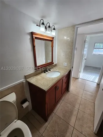 461 NW 107 Avenue Miami FL 33172