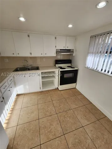 461 NW 107 Avenue Miami FL 33172