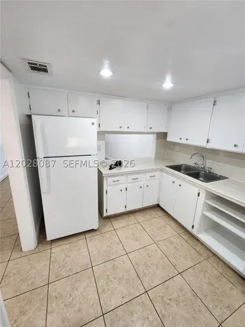 461 NW 107 Avenue Miami FL 33172