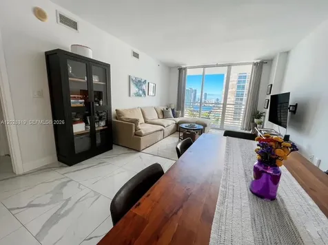 335 S Biscayne Boulevard Miami FL 33131