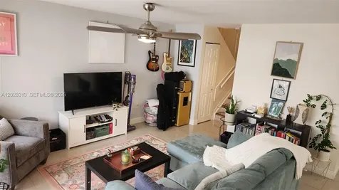 4540 SW 68th Ct Circle Miami FL 33155