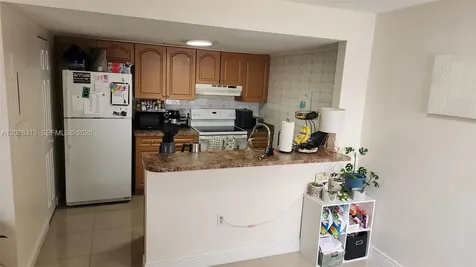 4540 SW 68th Ct Circle Miami FL 33155