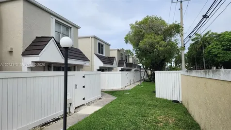 4540 SW 68th Ct Circle Miami FL 33155