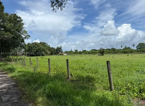 375 & 311 County Road 720 Clewiston FL 33440