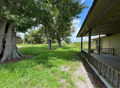 375 & 311 County Road 720 Clewiston FL 33440