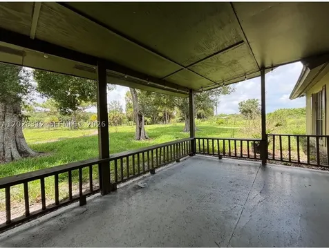 375 & 311 County Road 720 Clewiston FL 33440