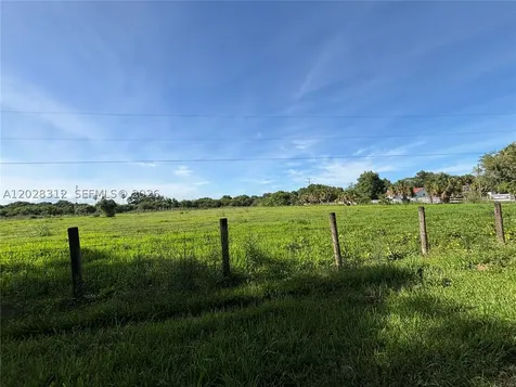 375 & 311 County Road 720 Clewiston FL 33440