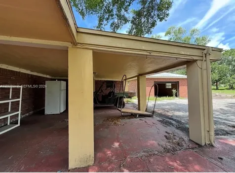 375 & 311 County Road 720 Clewiston FL 33440