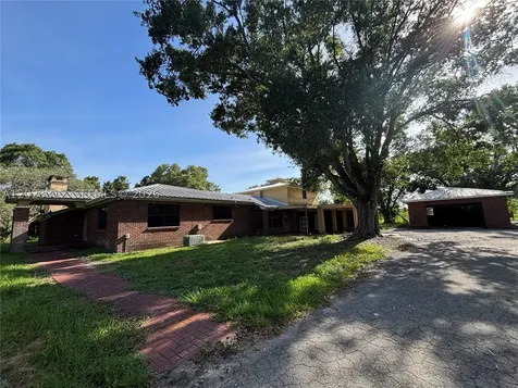 375 & 311 County Road 720 Clewiston FL 33440