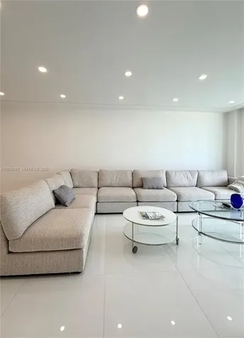 19390 Collins Avenue Sunny Isles Beach FL 33160