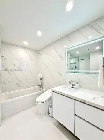 19390 Collins Avenue Sunny Isles Beach FL 33160