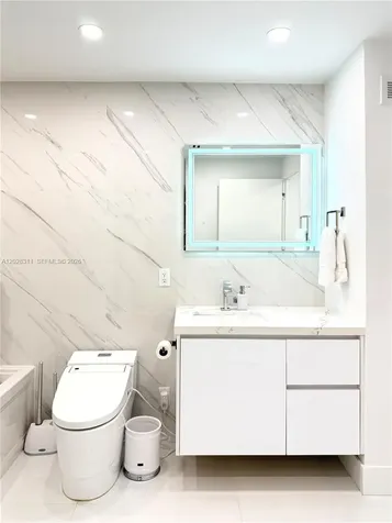 19390 Collins Avenue Sunny Isles Beach FL 33160