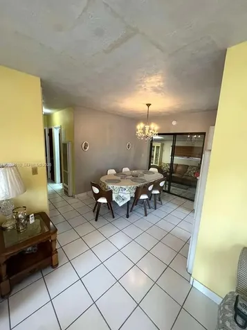252 E 37th Street Hialeah FL 33013