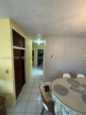 252 E 37th Street Hialeah FL 33013