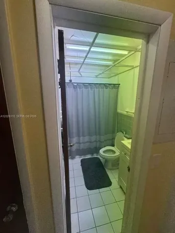 252 E 37th Street Hialeah FL 33013