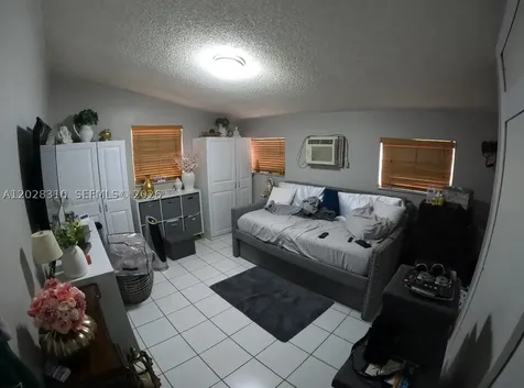 252 E 37th Street Hialeah FL 33013