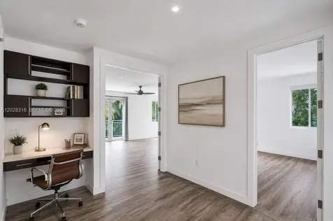 6340 SW 80th Street Miami FL 33143