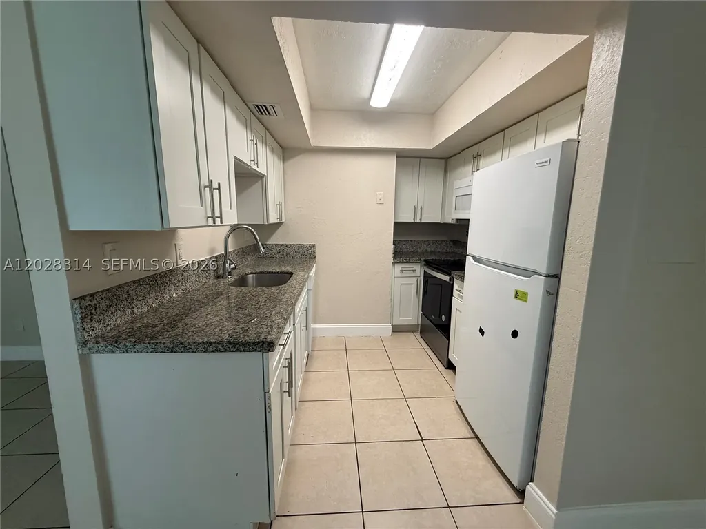 2216 NW 59th Way Lauderhill FL 33313