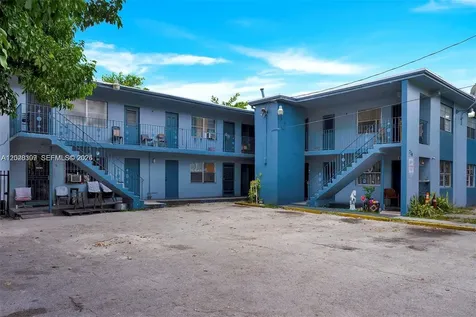 220 NW 16th Terrace Miami FL 33136