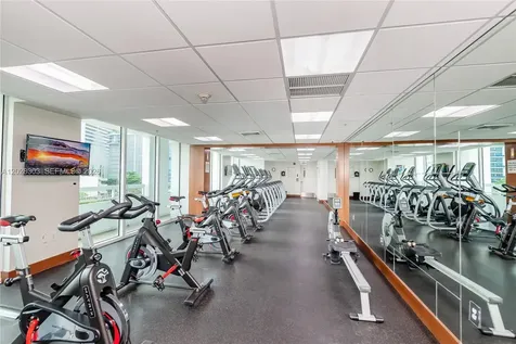 31 SE 5th Street Miami FL 33131