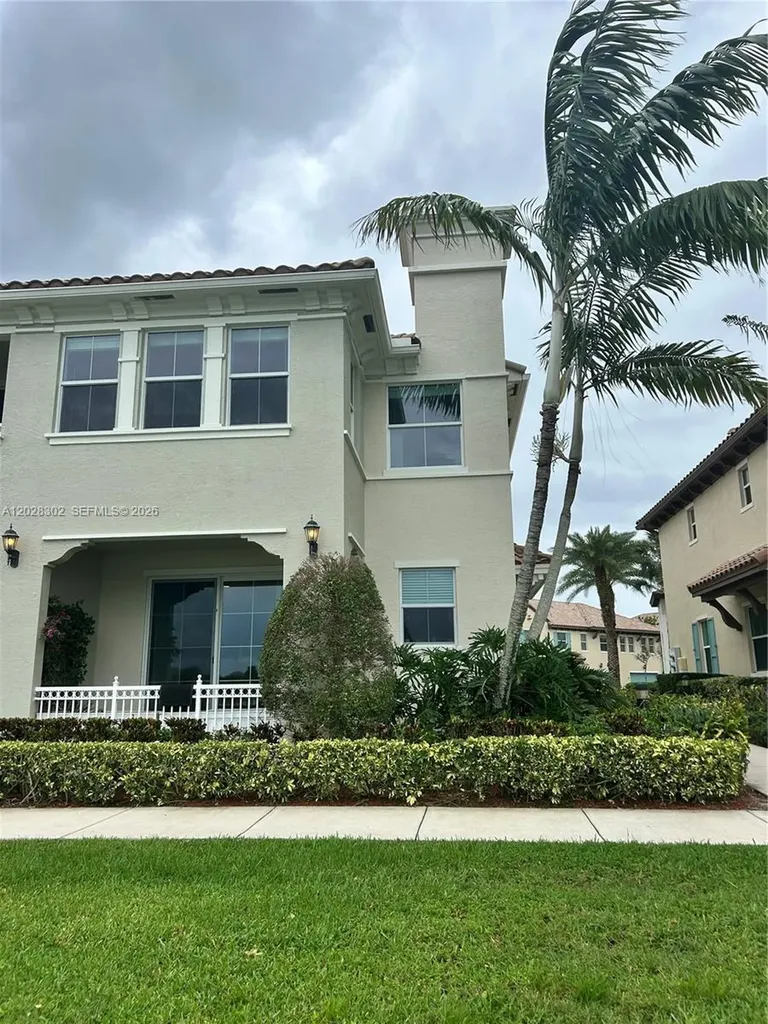 3057 Tortola Way Hollywood FL 33024