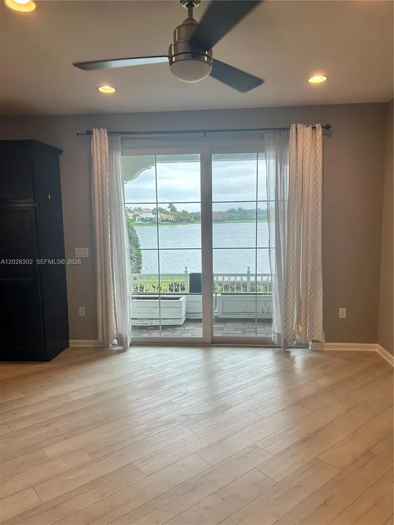 3057 Tortola Way Hollywood FL 33024
