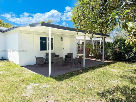 1218 NW 2nd Avenue Fort Lauderdale FL 33311