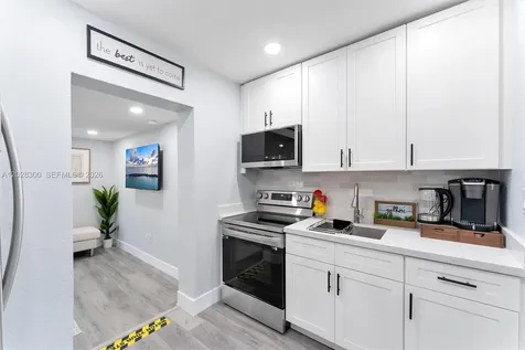1218 NW 2nd Avenue Fort Lauderdale FL 33311