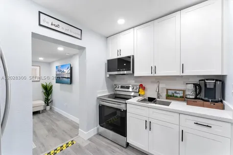 1218 NW 2nd Avenue Fort Lauderdale FL 33311