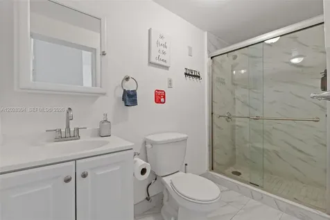 2453 SW 17th Street Miami FL 33145