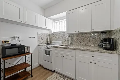2453 SW 17th Street Miami FL 33145