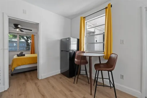 2453 SW 17th Street Miami FL 33145