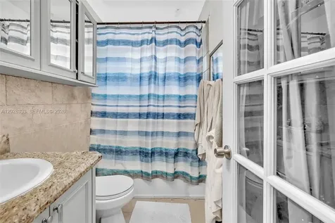 2631 NE 214th Street Miami FL 33180