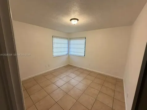 165 Lawn Way Miami Springs FL 33166