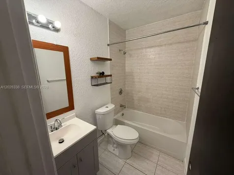 165 Lawn Way Miami Springs FL 33166