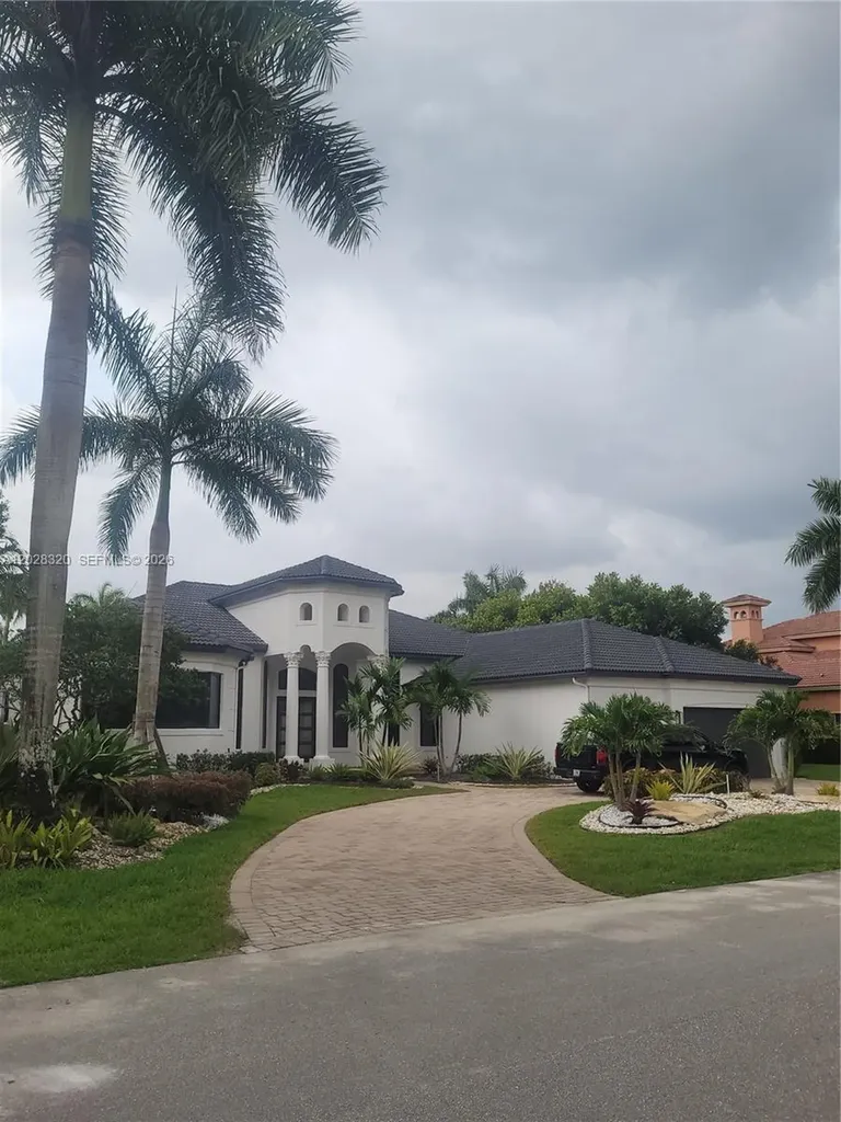 3250 W Stonebrook Circle Davie FL 33330