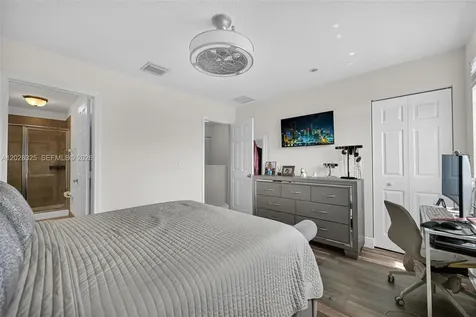 5927 Royal Way Tamarac FL 33321