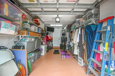 5927 Royal Way Tamarac FL 33321