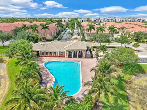 5927 Royal Way Tamarac FL 33321