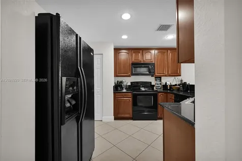 5927 Royal Way Tamarac FL 33321