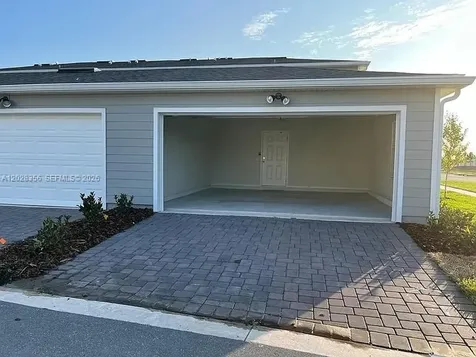 14103 Lanikai Beach Drive Other City - In The State Of Florida FL 32827