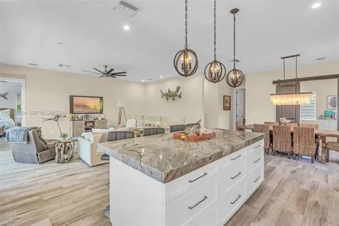 145 Venetian Drive Islamorada FL 33036