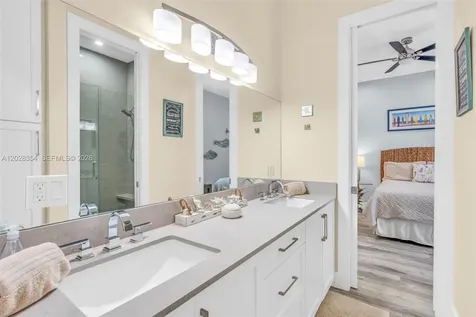 145 Venetian Drive Islamorada FL 33036