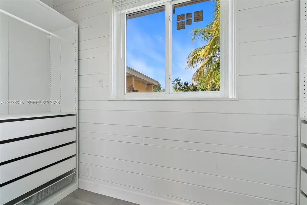 2204 Mckinley Street Hollywood FL 33020