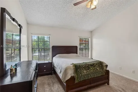 1641 Spring Oaks Lane Jacksonville FL 32221