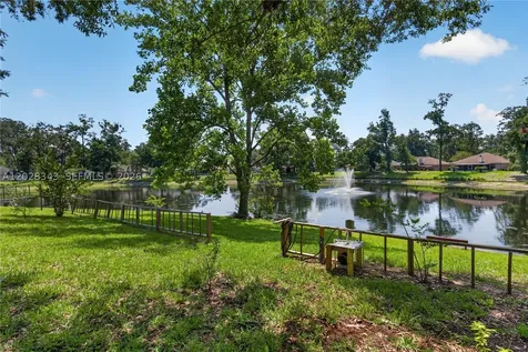 1641 Spring Oaks Lane Jacksonville FL 32221