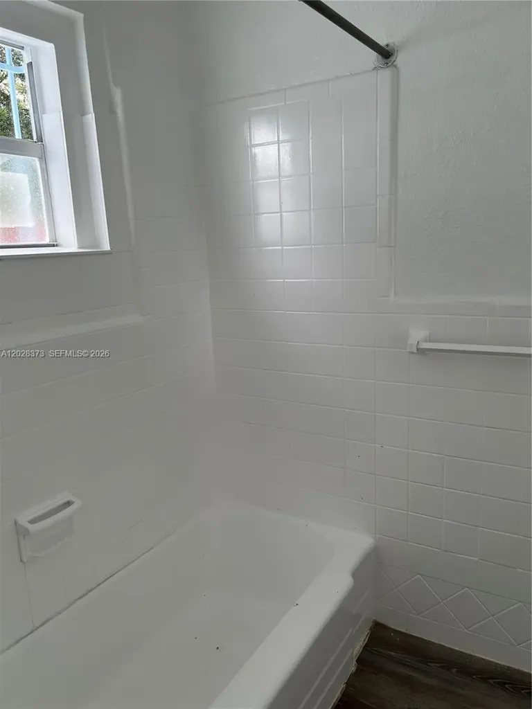 2118 N 19th Avenue Hollywood FL 33020