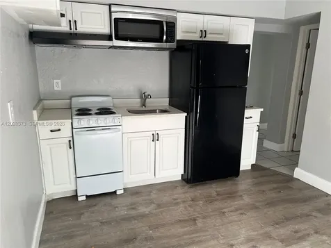 2118 N 19th Avenue Hollywood FL 33020